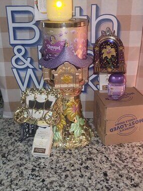🎉 NEW BATH & BODY WORKS DISNEY RAPUNZEL AND CARRIAGE GIFT SET